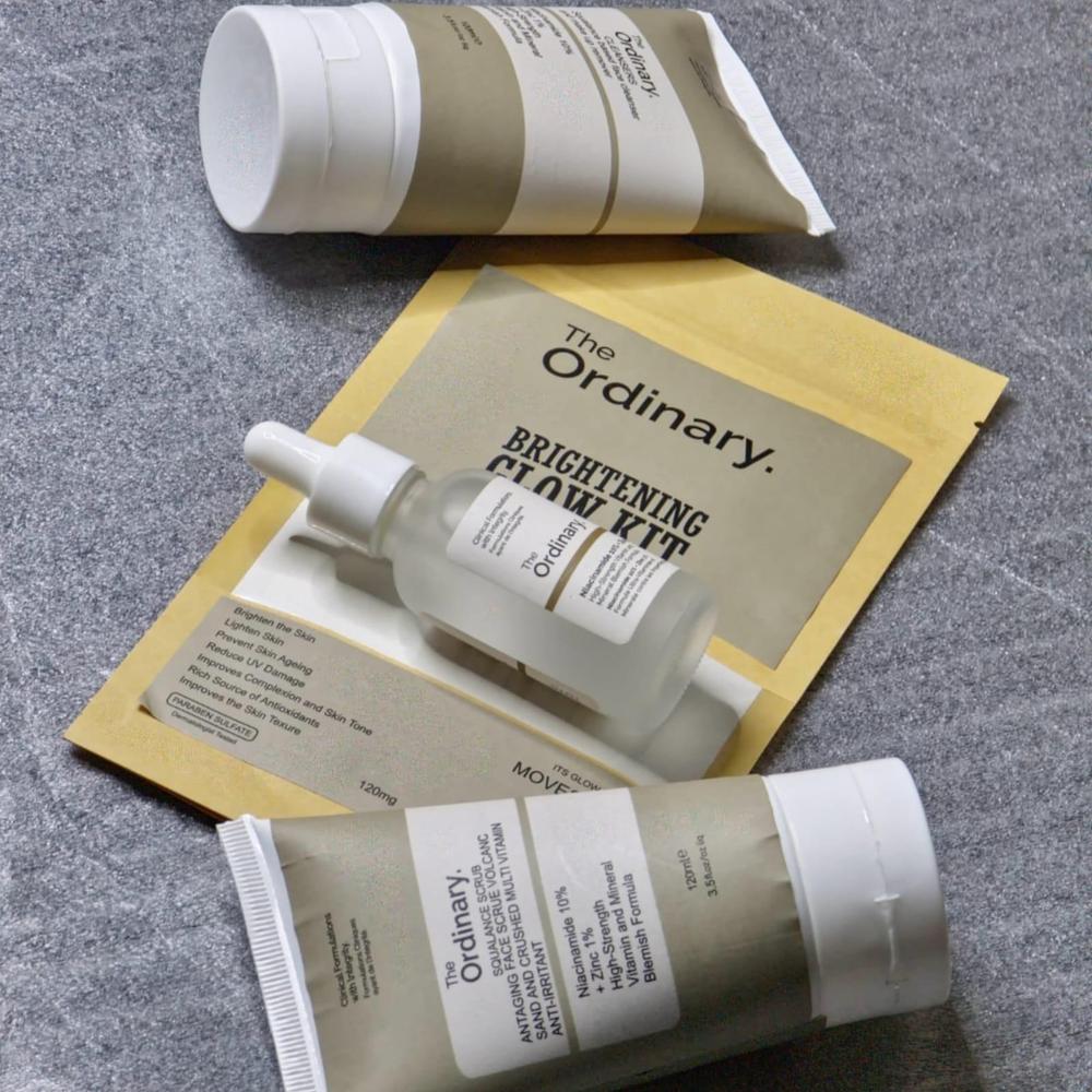Brightening Glow Kit - Pack Of 4